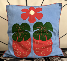 Load image into Gallery viewer, Applique work pineapple cushion cover
