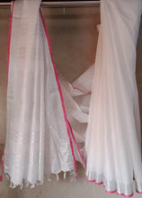 Load image into Gallery viewer, Bhagalpuri white with pink border linen saree
