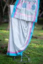 Load image into Gallery viewer, Saanjh Grey Fulia Cotton Saree
